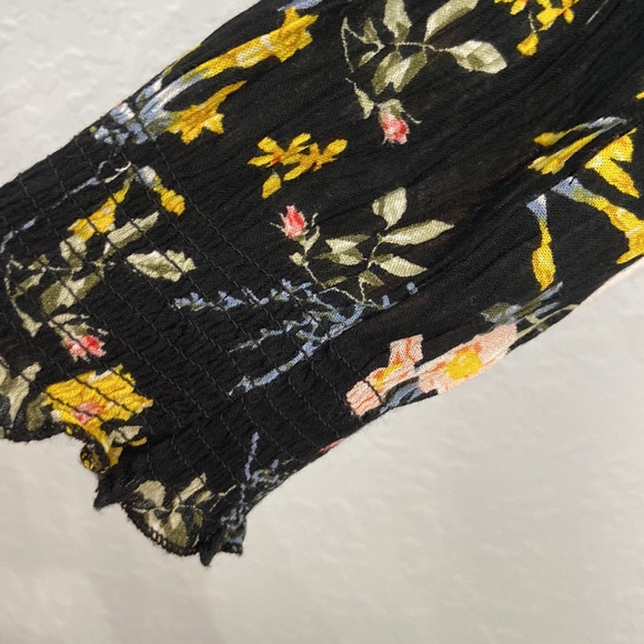 Patrons of Peace Floral Open Front Cardigan - Picture 2 of 8